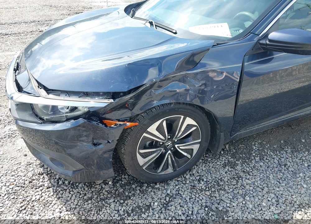 2017 HONDA CIVIC VIN: 19XFC1F35HE014777