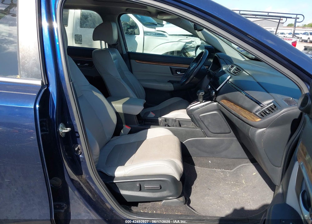 2017 HONDA CR-V VIN: 2HKRW1H8XHH514247