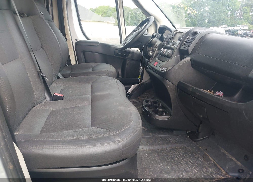2018 RAM PROMASTER 2500 VIN: 3C6TRVDG8JE156780