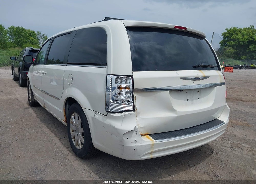 2011 CHRYSLER TOWN & COUNTRY TOURING-L VIN: 2A4RR8DG4BR616693