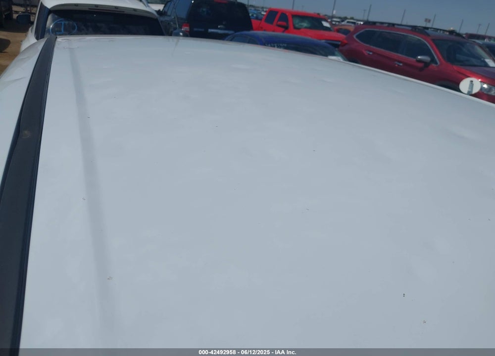 2017 FORD ESCAPE VIN: 1FMCU0GD5HUD20456