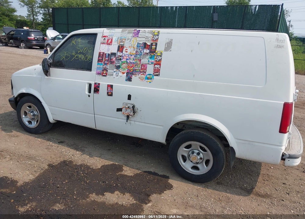 2004 CHEVROLET ASTRO VIN: 1GCDM19X14B131072