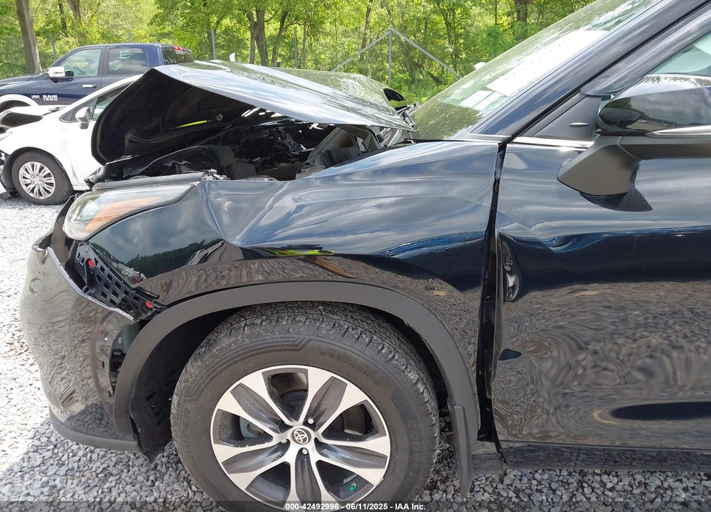 2020 TOYOTA HIGHLANDER VIN: 5TDGZRBH1LS029696