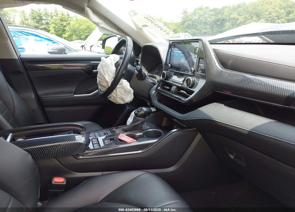 2020 TOYOTA HIGHLANDER VIN: 5TDGZRBH1LS029696