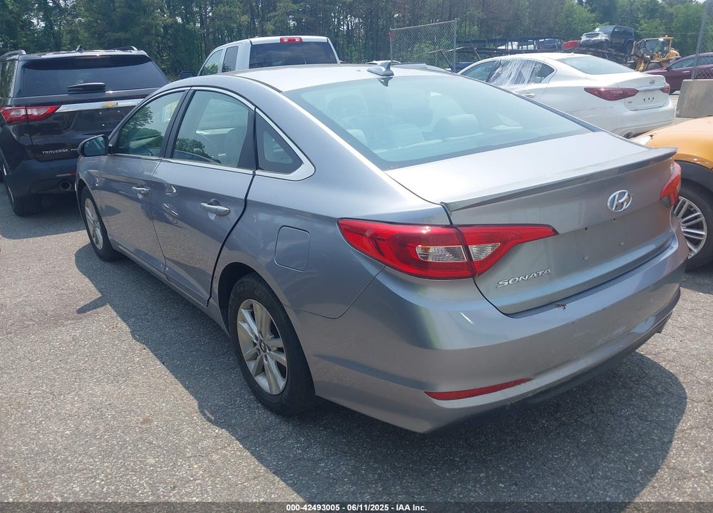 2016 HYUNDAI SONATA SE VIN: 5NPE24AF2GH264733