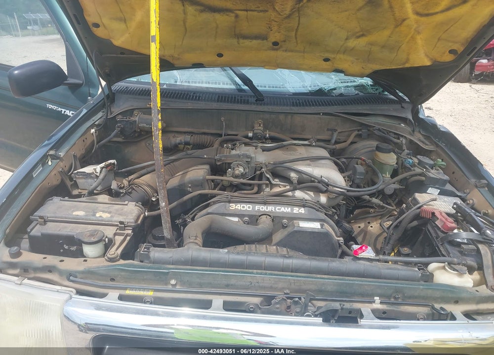 1999 TOYOTA TACOMA VIN: 4TAWN72N2XZ542053