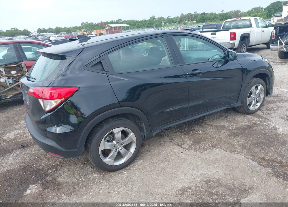 2021 HONDA HR-V 2WD LX VIN: 3CZRU5H32MM734336