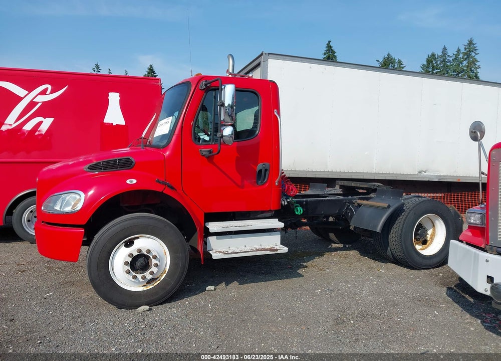 2003 FREIGHTLINER M2 106 MEDIUM DUTY VIN: 1FUBCYCS03HL98305