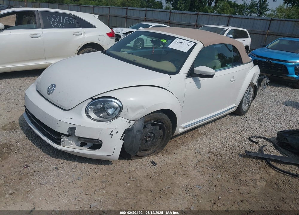 2013 VOLKSWAGEN BEETLE VIN: 3VW5X7AT5DM817483