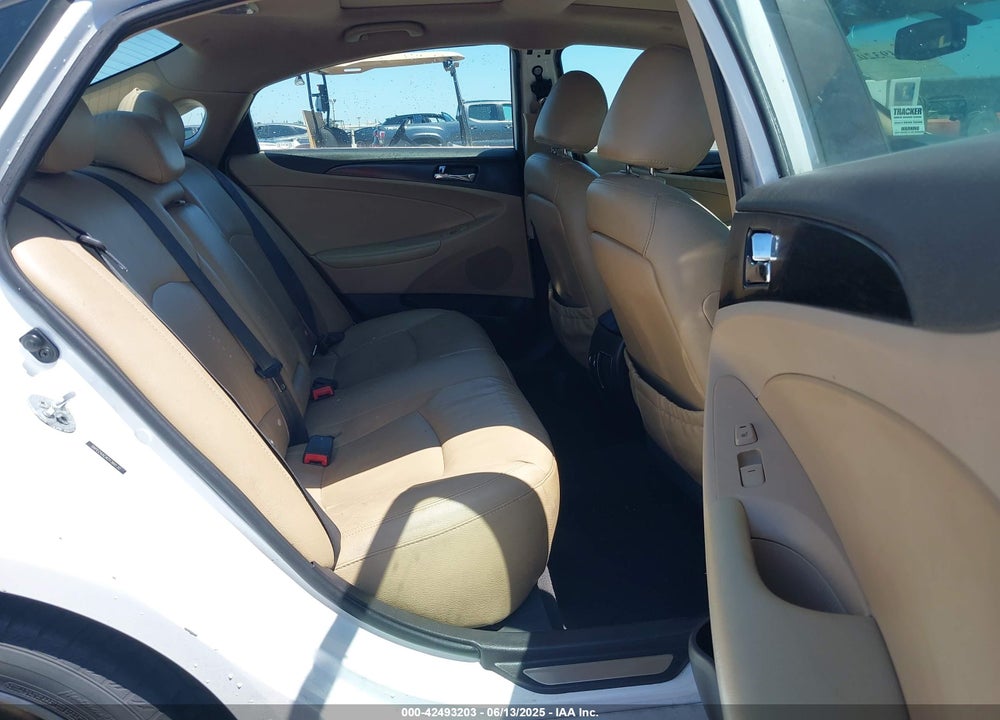 2012 HYUNDAI SONATA LIMITED VIN: 5NPEC4AC4CH388130