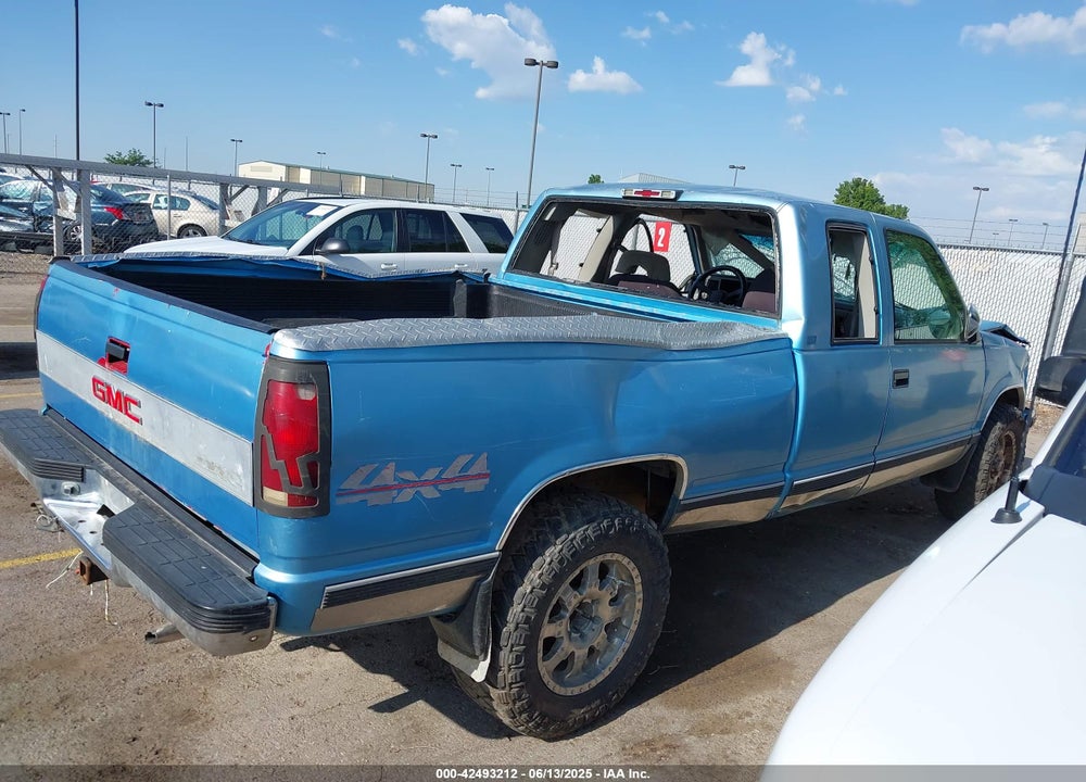 1991 GMC SIERRA K1500 VIN: 2GTEK19K3M1517748