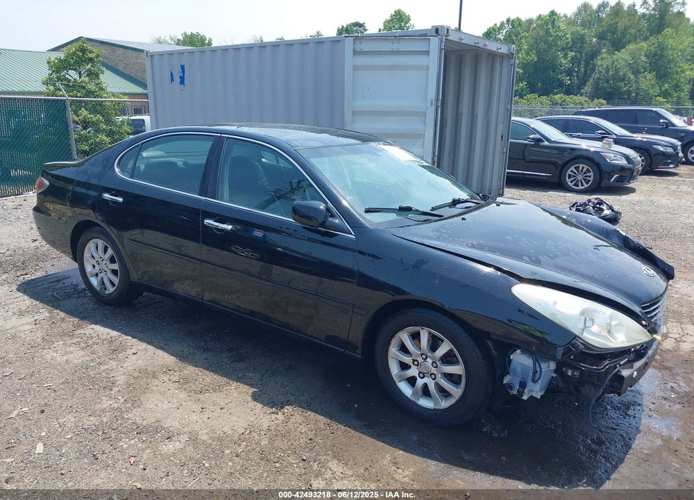 2002 LEXUS ES 300 VIN: JTHBF30G020078575