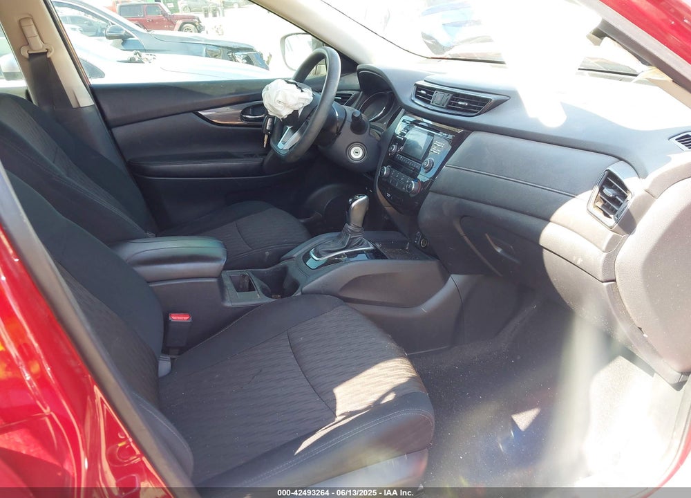2017 NISSAN ROGUE VIN: 5N1AT2MT0HC842726