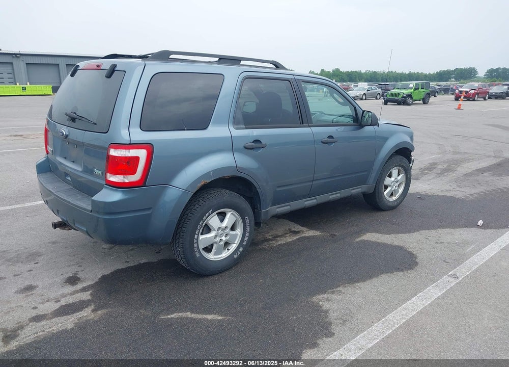 2010 FORD ESCAPE VIN: 1FMCU0DG8AKC46823