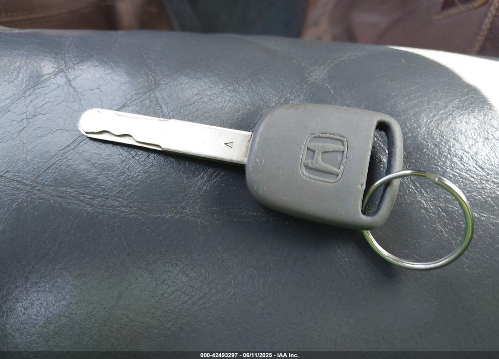2004 HONDA ACCORD 2.4 EX VIN: 1HGCM56894A137046
