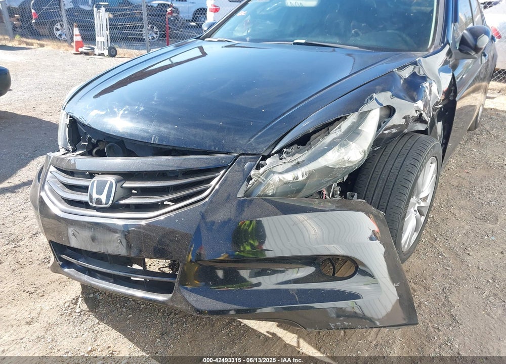 2012 HONDA ACCORD VIN: 1HGCP2F8XCA195025