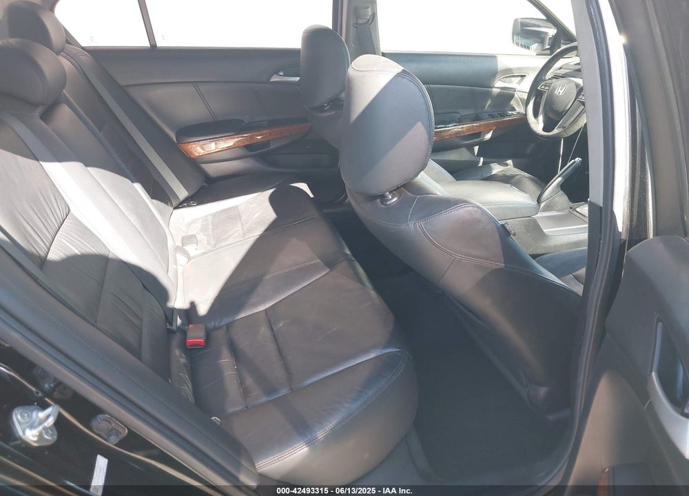 2012 HONDA ACCORD VIN: 1HGCP2F8XCA195025