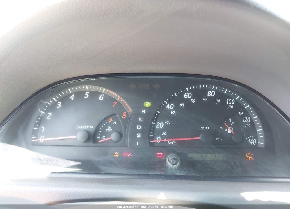 2002 TOYOTA CAMRY LE VIN: JTDBE32K420052129