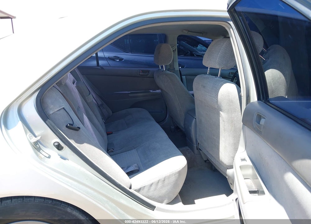 2002 TOYOTA CAMRY LE VIN: JTDBE32K420052129