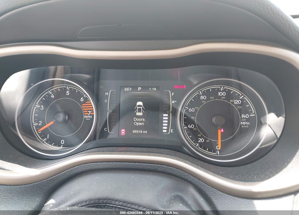 2016 JEEP CHEROKEE LATITUDE VIN: 1C4PJMCB2GW372592