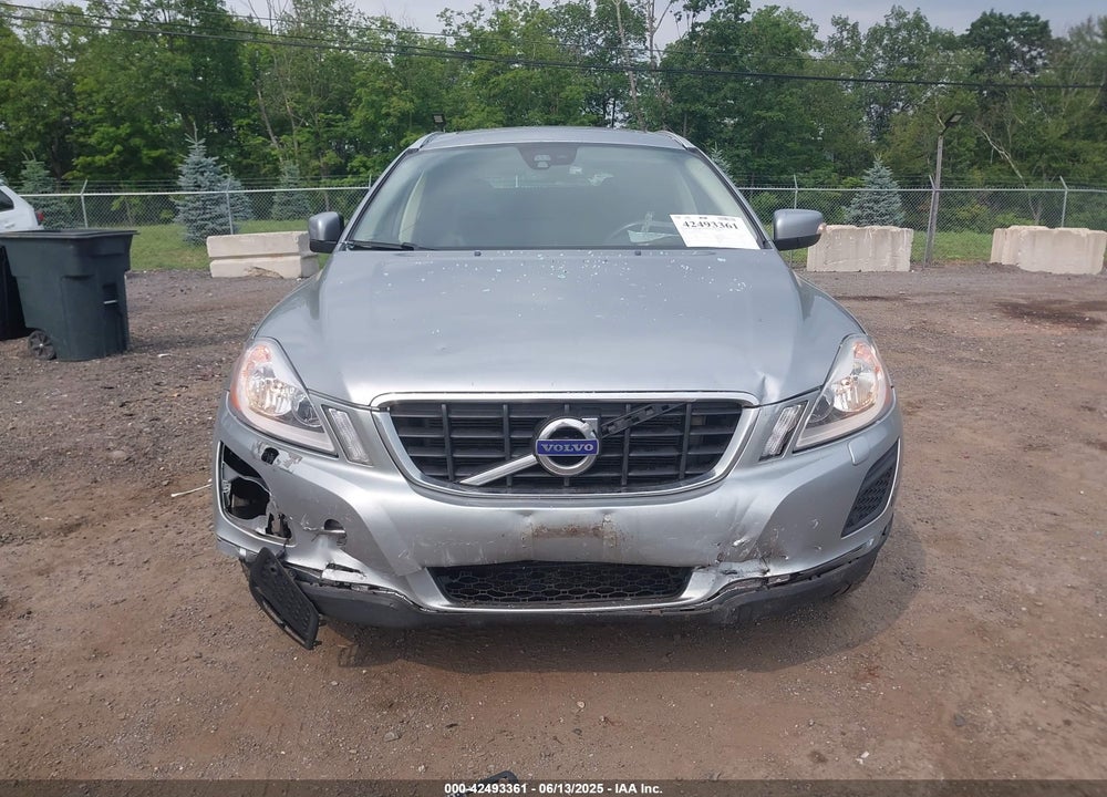 2012 VOLVO XC60 VIN: YV4940DZ4C2296330