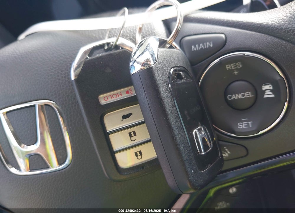 2022 HONDA HR-V VIN: 3CZRU5H50NM714136