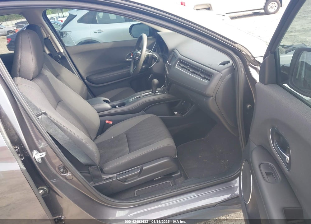 2022 HONDA HR-V VIN: 3CZRU5H50NM714136