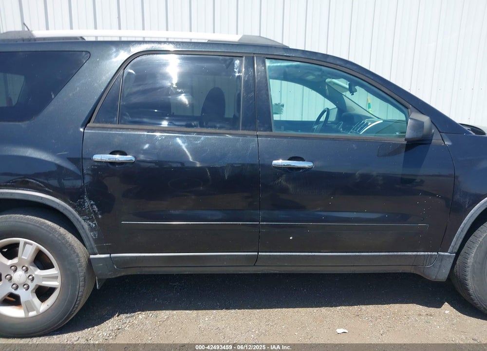 2011 GMC ACADIA SL VIN: 1GKKRNED1BJ399493