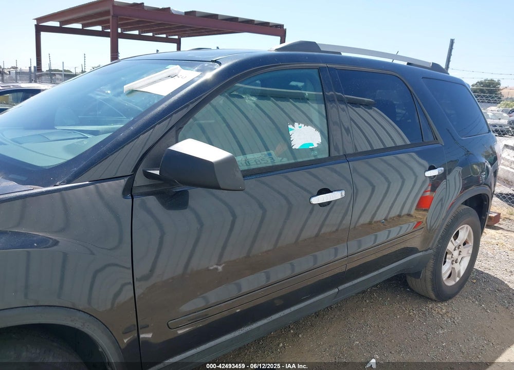 2011 GMC ACADIA SL VIN: 1GKKRNED1BJ399493