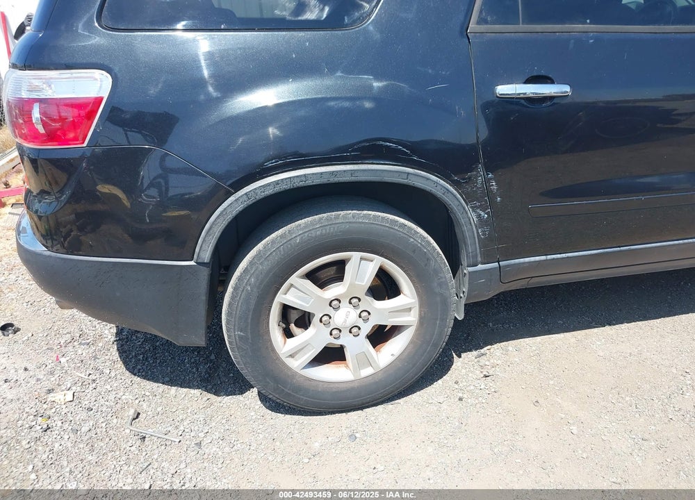 2011 GMC ACADIA SL VIN: 1GKKRNED1BJ399493