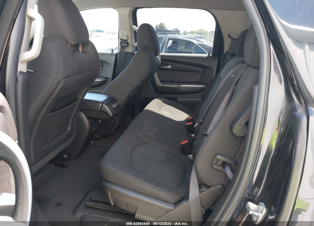 2011 GMC ACADIA SL VIN: 1GKKRNED1BJ399493