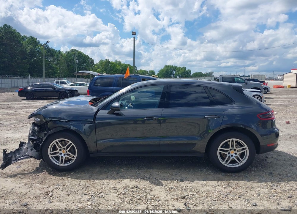 2018 PORSCHE MACAN VIN: WP1AA2A50JLB04252