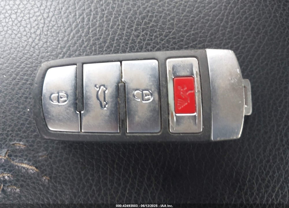 2013 VOLKSWAGEN CC VIN: WVWBP7AN1DE513872