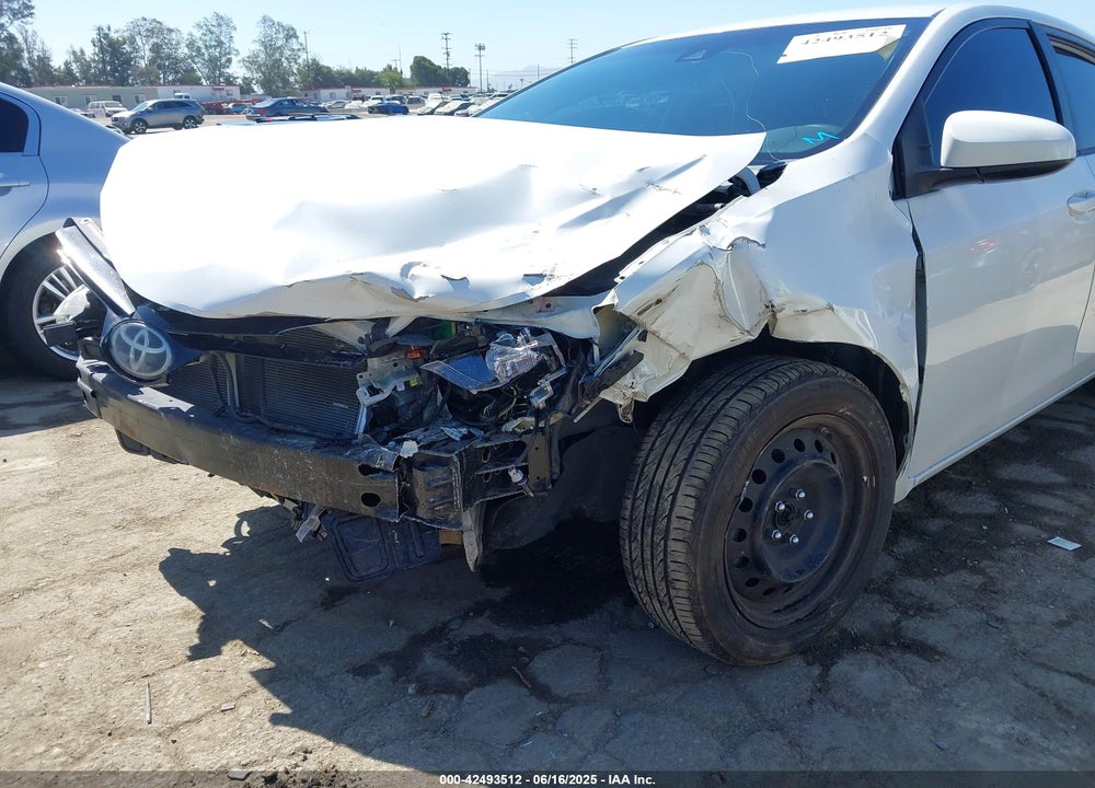 2018 TOYOTA COROLLA VIN: 5YFBURHE3JP765230
