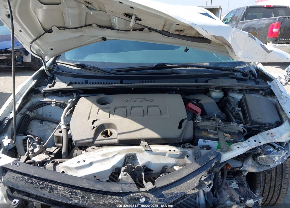 2018 TOYOTA COROLLA VIN: 5YFBURHE3JP765230