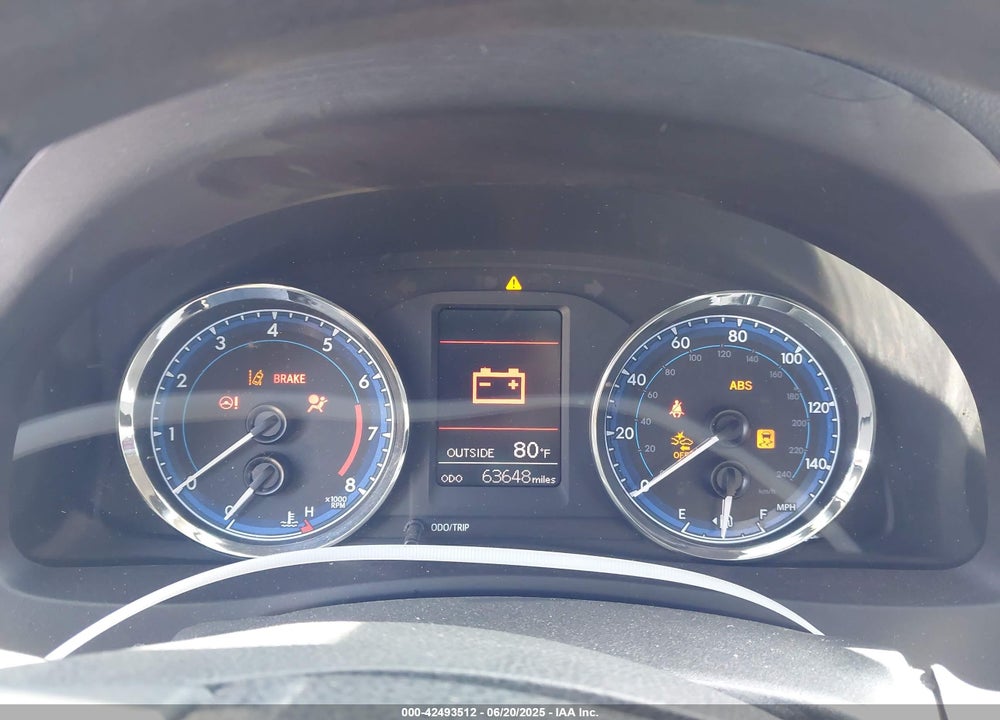 2018 TOYOTA COROLLA VIN: 5YFBURHE3JP765230