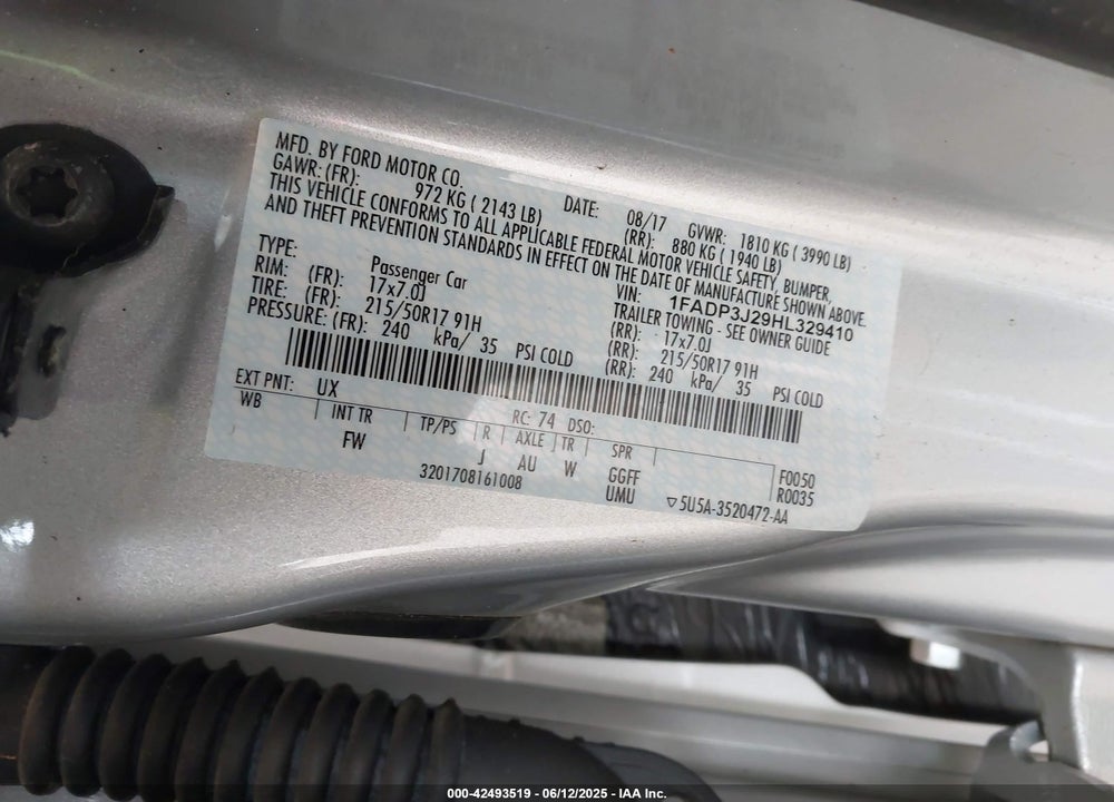 2017 FORD FOCUS TITANIUM VIN: 1FADP3J29HL329410