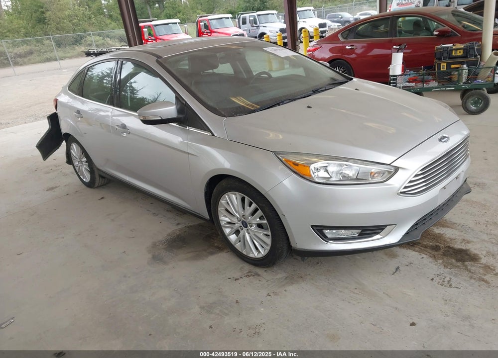 2017 FORD FOCUS TITANIUM VIN: 1FADP3J29HL329410