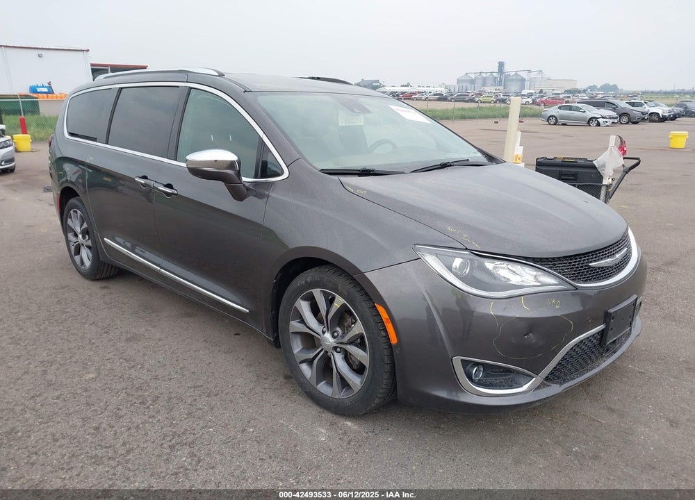 2017 CHRYSLER PACIFICA LIMITED VIN: 2C4RC1GG7HR683615