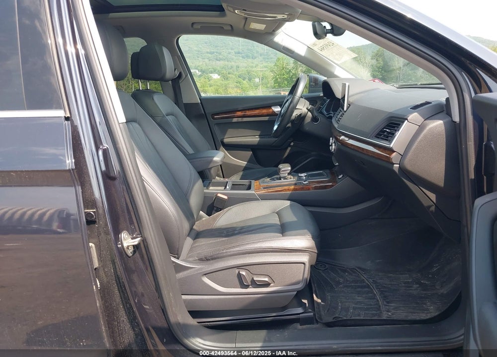 2018 AUDI Q5 VIN: WA1BNAFYXJ2064401