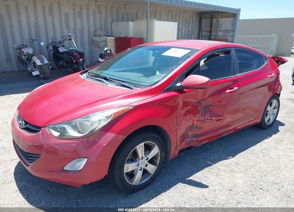 2013 HYUNDAI ELANTRA VIN: KMHDH4AE5DU972070
