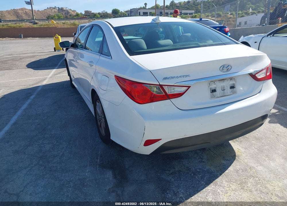 2014 HYUNDAI SONATA VIN: 5NPEB4AC1EH851573