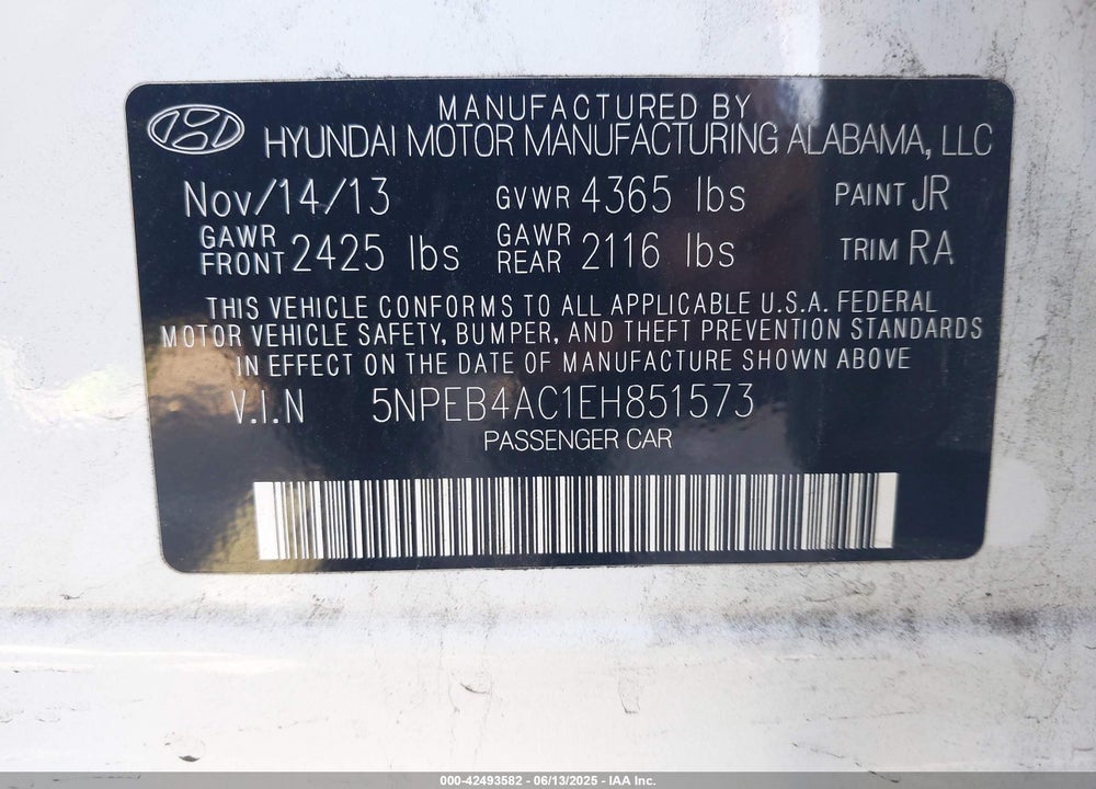 2014 HYUNDAI SONATA VIN: 5NPEB4AC1EH851573