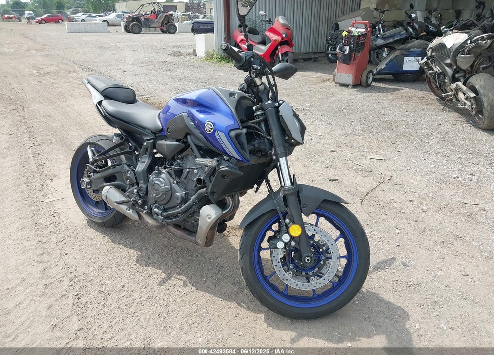 2021 YAMAHA MT07 VIN: JYARM32E1MA002311