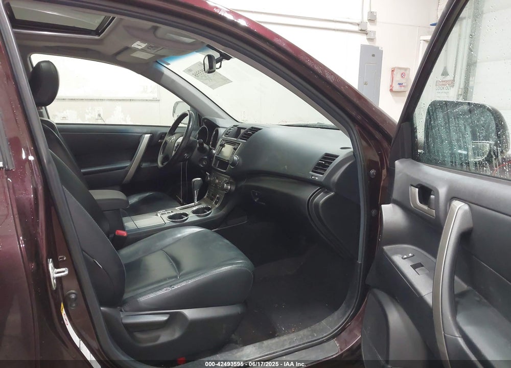 2013 TOYOTA HIGHLANDER SE V6 VIN: 5TDBK3EH7DS252754