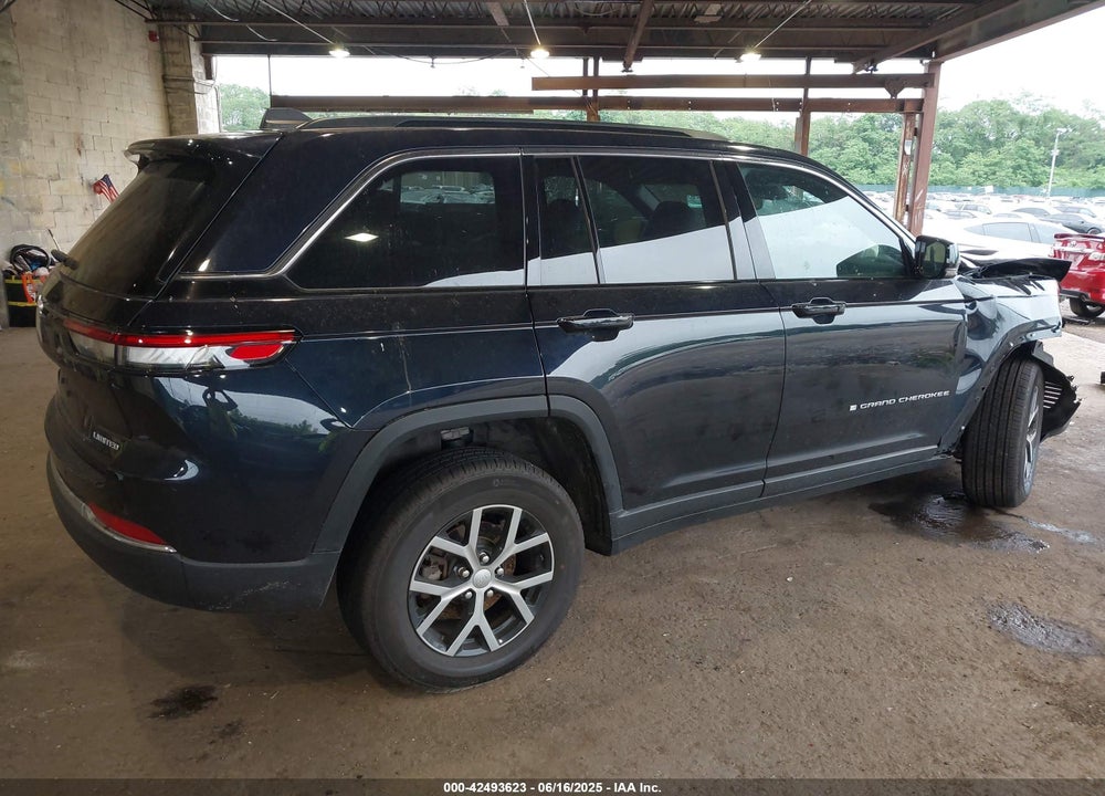 2024 JEEP GRAND CHEROKEE VIN: 1C4RJHBG7R8609050