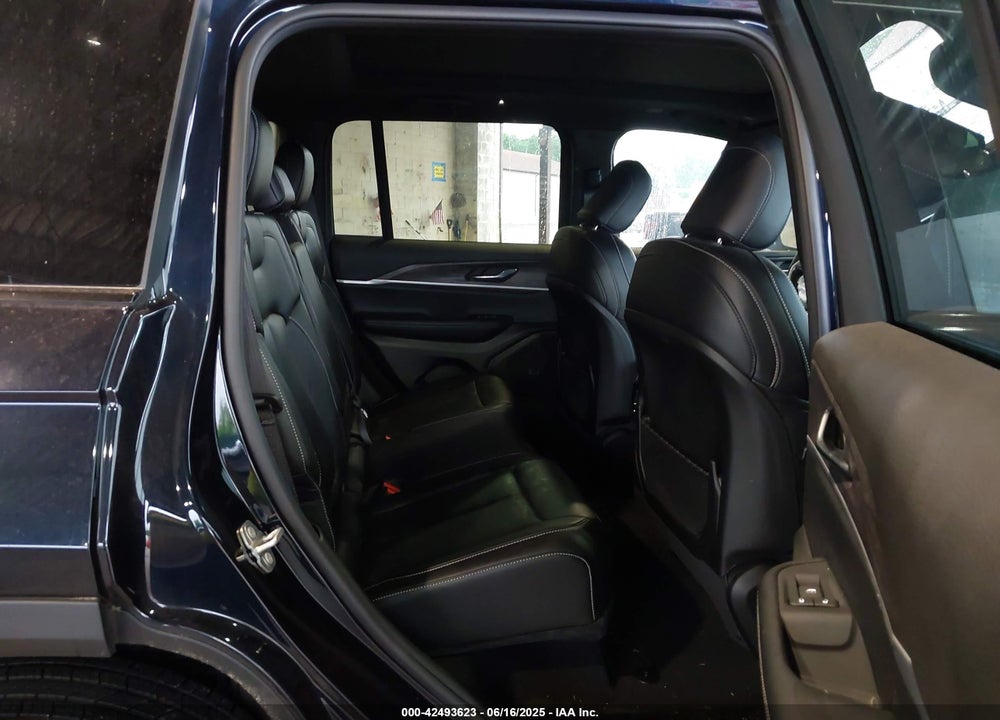 2024 JEEP GRAND CHEROKEE VIN: 1C4RJHBG7R8609050