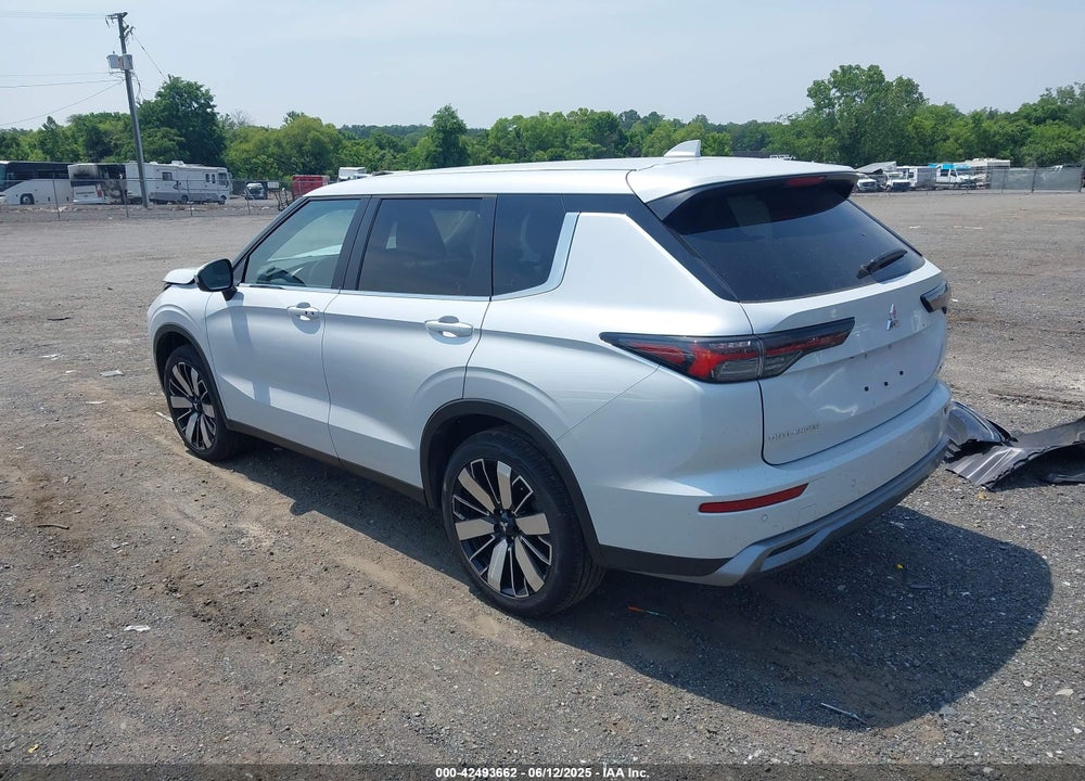 2025 MITSUBISHI OUTLANDER VIN: JA4J4VA80SZ028643