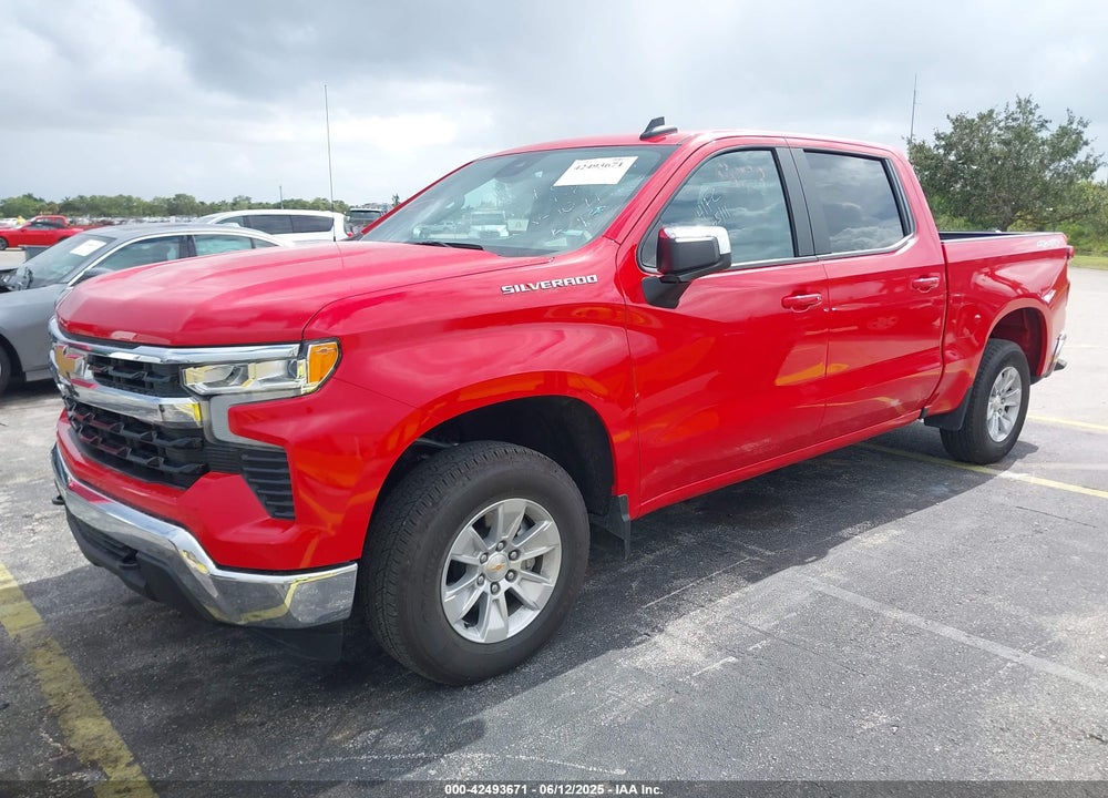 2025 CHEVROLET SILVERADO 1500 4WD STANDARD BED LT VIN: 1GCUKDED6SZ109138