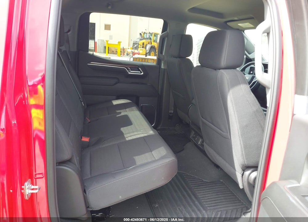 2025 CHEVROLET SILVERADO 1500 4WD STANDARD BED LT VIN: 1GCUKDED6SZ109138